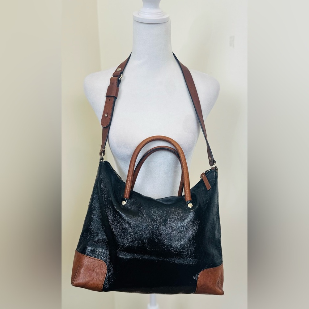 Kate Spade Black and Brown Shoulder Bag with Textured Finish - Picture 3 of 10